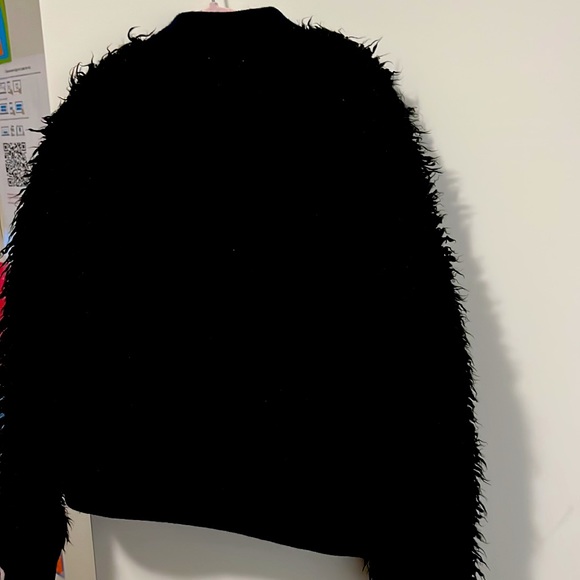 Kids fur looking jacket, so stylish, makes your kids stand out. Super cool look - Picture 3 of 3